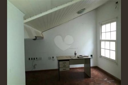 Casa à venda com 4 quartos, 330m² em Jardim do Colegio (Zona Norte), São Paulo