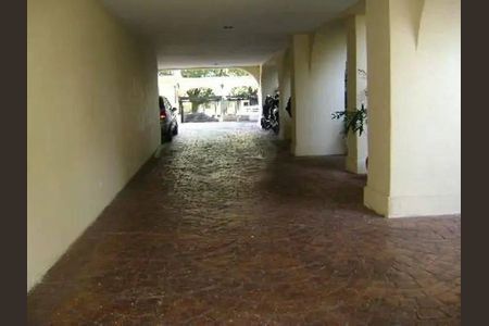 Apartamento à venda com 80m², 2 quartos e 1 vaga