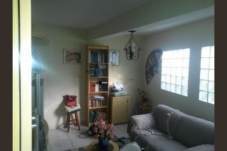Casa à venda com 4 quartos, 180m² em Jardim Santa Ines, São Paulo
