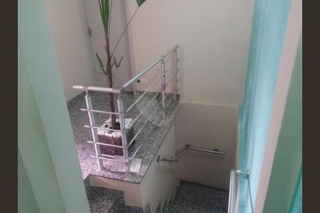 Casa à venda com 4 quartos, 180m² em Jardim Santa Ines, São Paulo