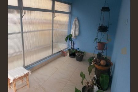 Casa à venda com 4 quartos, 180m² em Jardim Santa Ines, São Paulo