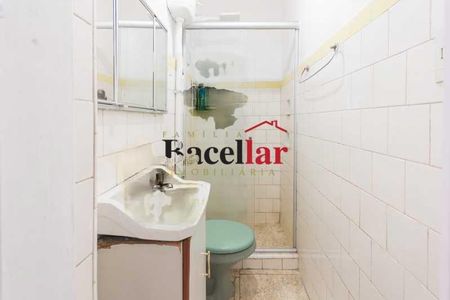 Apartamento à venda com 76m², 1 quarto e sem vaga