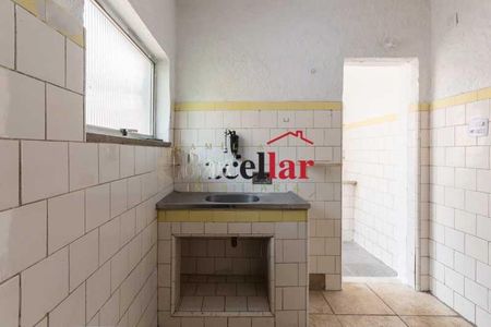 Apartamento à venda com 76m², 1 quarto e sem vaga