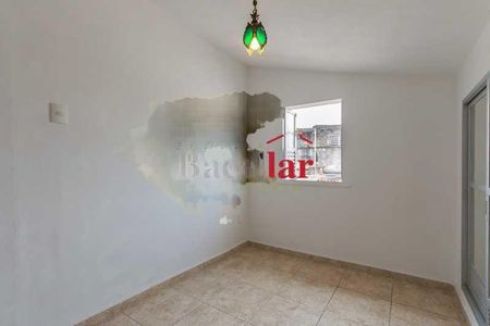 Apartamento à venda com 76m², 1 quarto e sem vaga