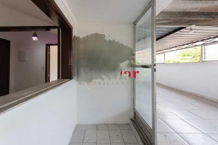Apartamento à venda com 76m², 1 quarto e sem vaga