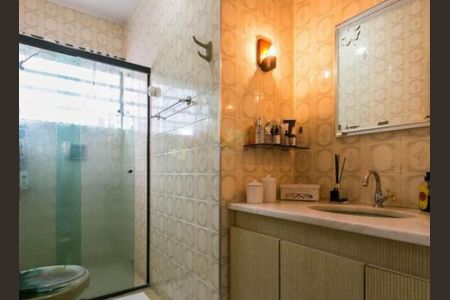 Casa à venda com 2 quartos, 110m² em Vila Carrão, São Paulo