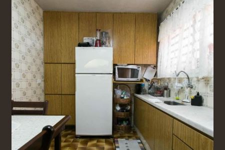 Casa à venda com 110m², 2 quartos e 2 vagas
