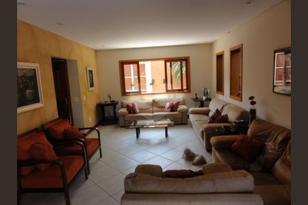 Casa à venda com 3 quartos, 200m² em Jardim São Paulo, São Paulo