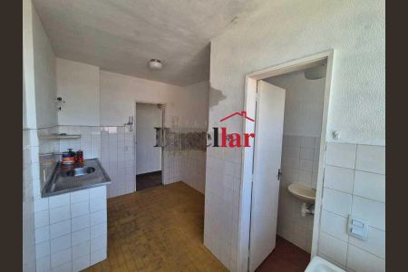 Apartamento à venda com 68m², 2 quartos e 1 vaga