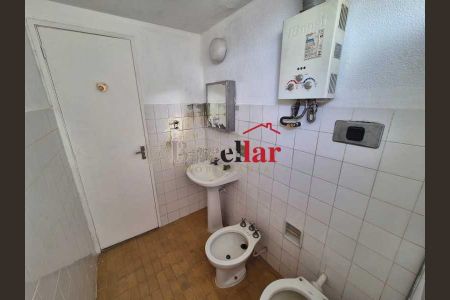 Apartamento à venda com 68m², 2 quartos e 1 vaga