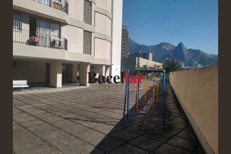 Apartamento à venda com 90m², 2 quartos e 1 vaga
