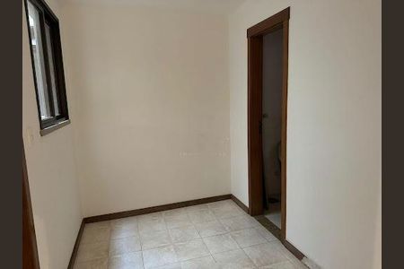 Apartamento à venda com 180m², 3 quartos e 4 vagas