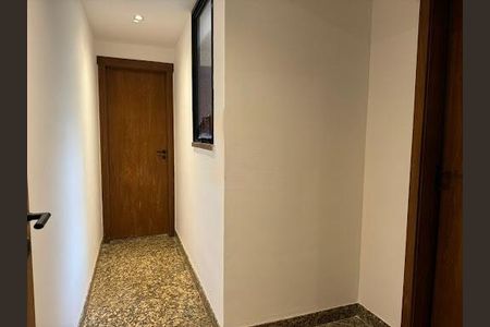 Apartamento à venda com 180m², 3 quartos e 4 vagas