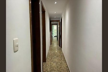 Apartamento à venda com 180m², 3 quartos e 4 vagas