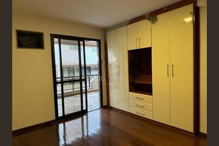 Apartamento à venda com 180m², 3 quartos e 4 vagas
