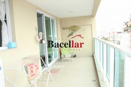 Apartamento à venda com 180m², 3 quartos e 2 vagas