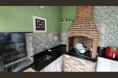 Casa à venda com 4 quartos, 195m² em Parque Sao Domingos, São Paulo