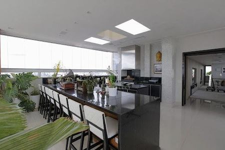 Apartamento à venda com 320m², 4 quartos e 4 vagas