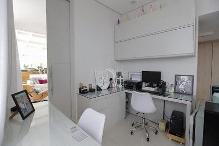 Apartamento à venda com 320m², 4 quartos e 4 vagas