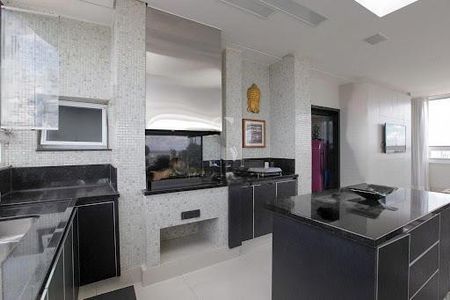 Apartamento à venda com 320m², 4 quartos e 4 vagas