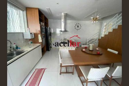 Casa à venda com 4 quartos, 303m² em Cachambi, Rio de Janeiro