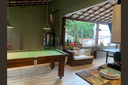 Casa à venda com 5 quartos, 365m² em Grajaú, Rio de Janeiro
