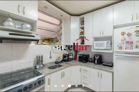 Apartamento à venda com 79m², 2 quartos e 1 vaga