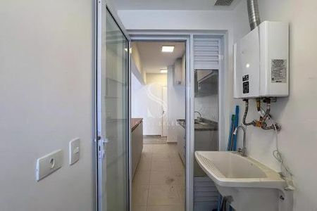 Apartamento à venda com 2 quartos, 68m² em Bosque da Saúde, São Paulo