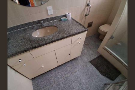 Casa à venda com 141m², 3 quartos e 1 vaga