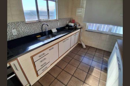 Casa à venda com 141m², 3 quartos e 1 vaga