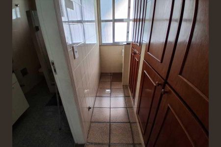 Casa à venda com 141m², 3 quartos e 1 vaga