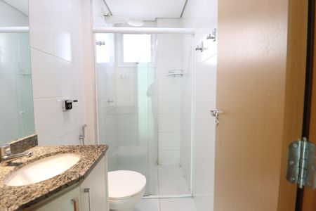 Apartamento para alugar com 68m², 2 quartos e 2 vagasBanheiro Social
