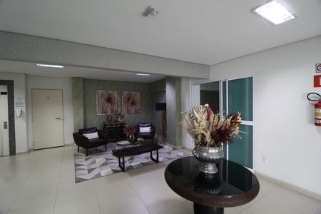 Apartamento para alugar com 68m², 2 quartos e 2 vagasHall social