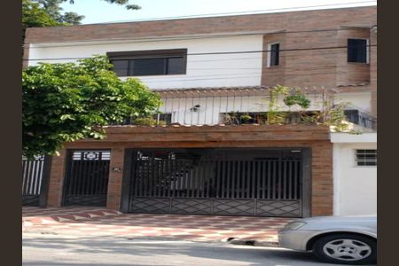 Casa à venda com 260m², 4 quartos e 4 vagas
