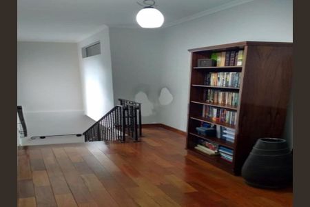 Casa à venda com 4 quartos, 260m² em Brás, São Paulo