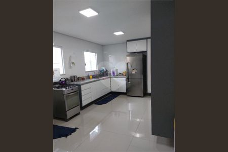 Casa à venda com 3 quartos, 188m² em Vila Romero, São Paulo