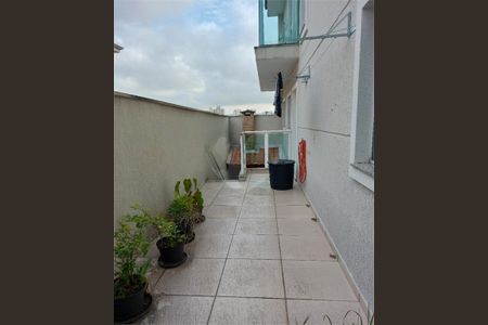 Casa à venda com 3 quartos, 188m² em Vila Romero, São Paulo