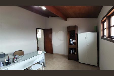 Casa à venda com 4 quartos, 270m² em Jardim Angela (Zona Leste), São Paulo