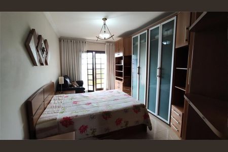 Casa à venda com 4 quartos, 270m² em Jardim Angela (Zona Leste), São Paulo