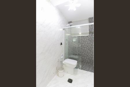 Apartamento para alugar com 95m², 3 quartos e 1 vaga Apartamento para alugar com 95m², 3 quartos e 1 vagaBanheiro social