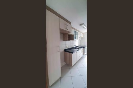 Apartamento para alugar com 78m², 3 quartos e 2 vagas Apartamento para alugar com 78m², 3 quartos e 2 vagasCozinha