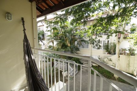 Casa de condomínio para alugar com 120m², 4 quartos e 2 vagasVaranda da suíte 3