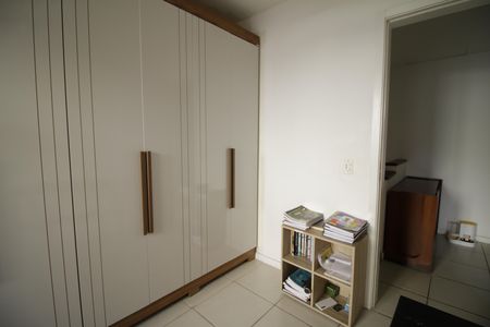 Casa de condomínio para alugar com 120m², 4 quartos e 2 vagasquarto 1