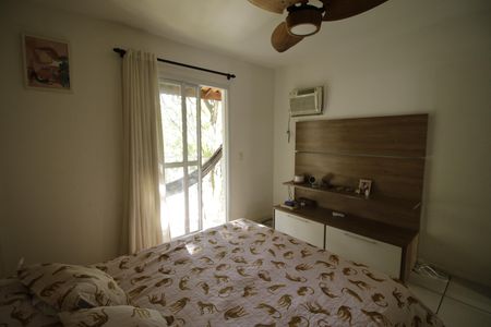 Casa de condomínio para alugar com 120m², 4 quartos e 2 vagasSuíte 3
