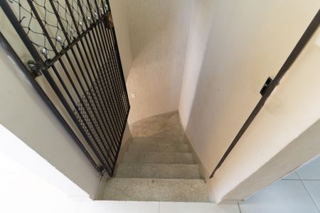 Casa à venda com 150m², 3 quartos e 1 vagaEscada