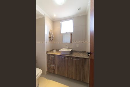 Casa à venda com 150m², 3 quartos e 1 vagaLavabo