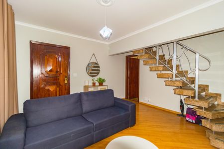 Casa de condomínio à venda com 168m², 3 quartos e 3 vagas Casa de condomínio à venda com 168m², 3 quartos e 3 vagasSala