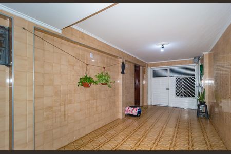 Casa de condomínio à venda com 168m², 3 quartos e 3 vagas Casa de condomínio à venda com 168m², 3 quartos e 3 vagasGaragem