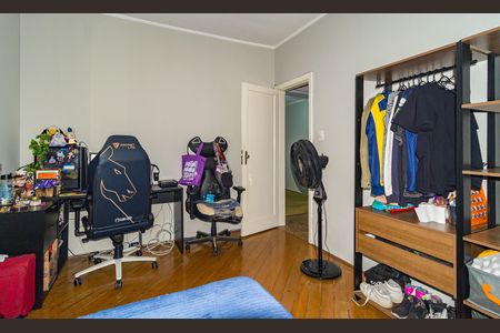 Casa de condomínio à venda com 168m², 3 quartos e 3 vagas Casa de condomínio à venda com 168m², 3 quartos e 3 vagasQuarto 1