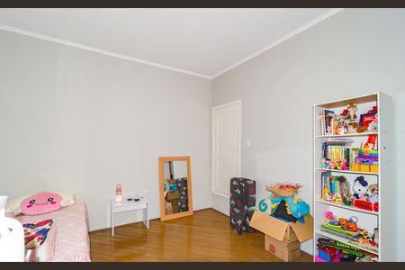 Casa de condomínio à venda com 168m², 3 quartos e 3 vagas Casa de condomínio à venda com 168m², 3 quartos e 3 vagasQuarto 3
